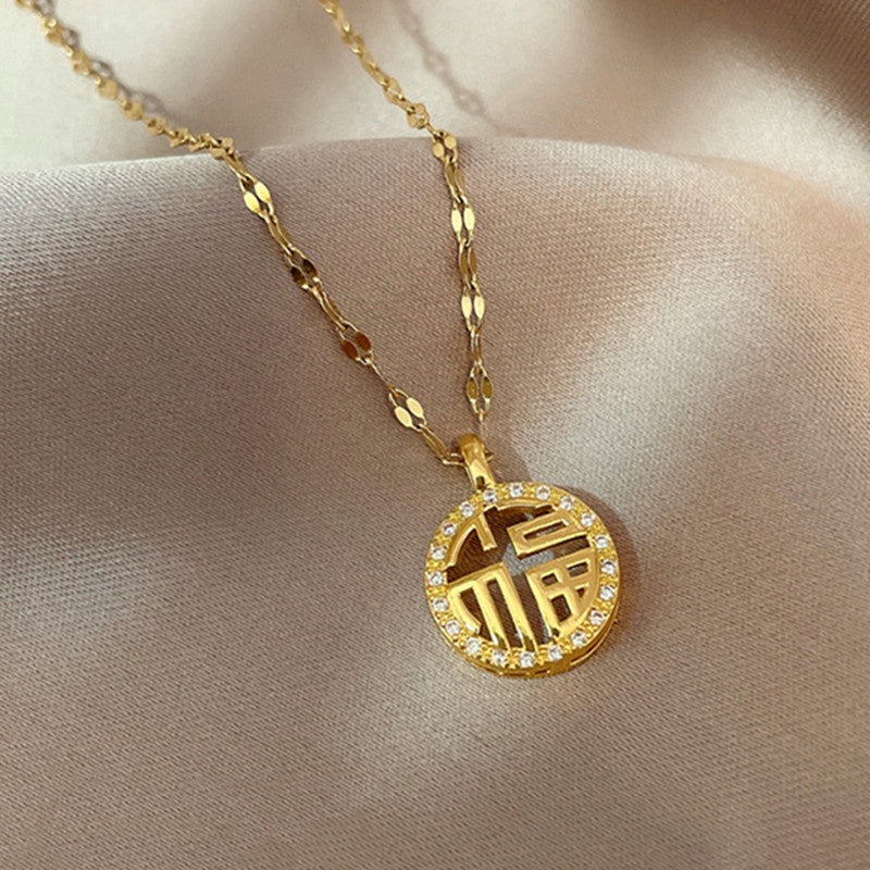 Kalung Berlian "FU" Pembawa Keberuntungan - Stainless Steel Anti Kusam untuk Wanita - 我的商店