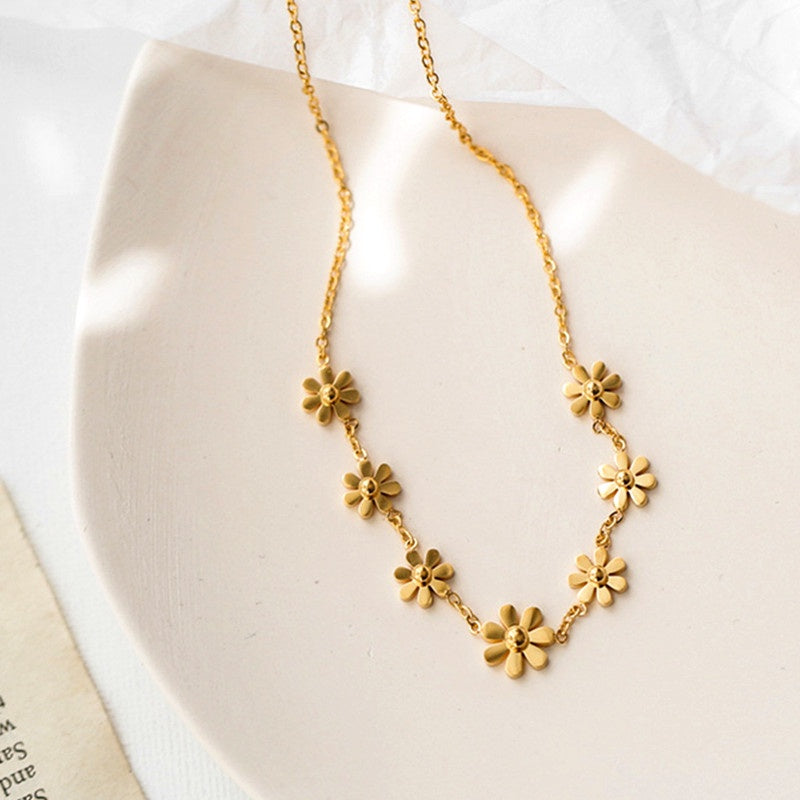 Kalung Wanita Liontin Bunga Daisy - Stainless Steel Lapis Emas, Tidak Kusam, Elegan & Trendi! - 我的商店