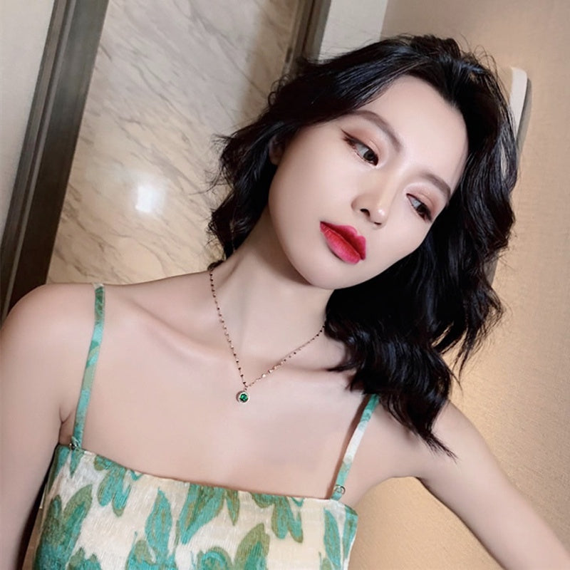Kalung Wanita Korea - Stainless Steel dengan Liontin Roman & Kristal Hijau | Rantai INS Elegan - 我的商店