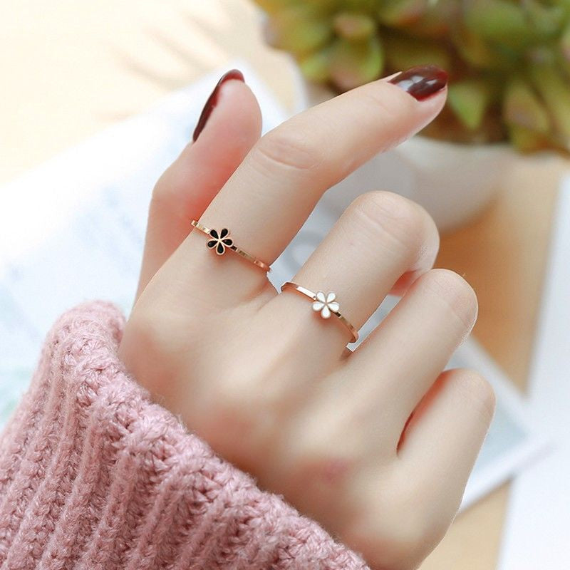 Cincin Wanita Stainless Steel - Lapis Emas, Tidak Kusam & Tidak Pudar, Elegan & Trendi! - 我的商店