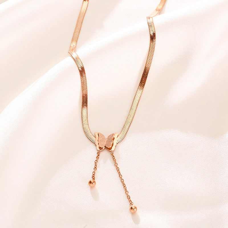 Kalung Kupu-Kupu Emas 18K - Stainless Steel Anti Pudar & Hypoallergenic | Perhiasan Wanita Elegant - 我的商店