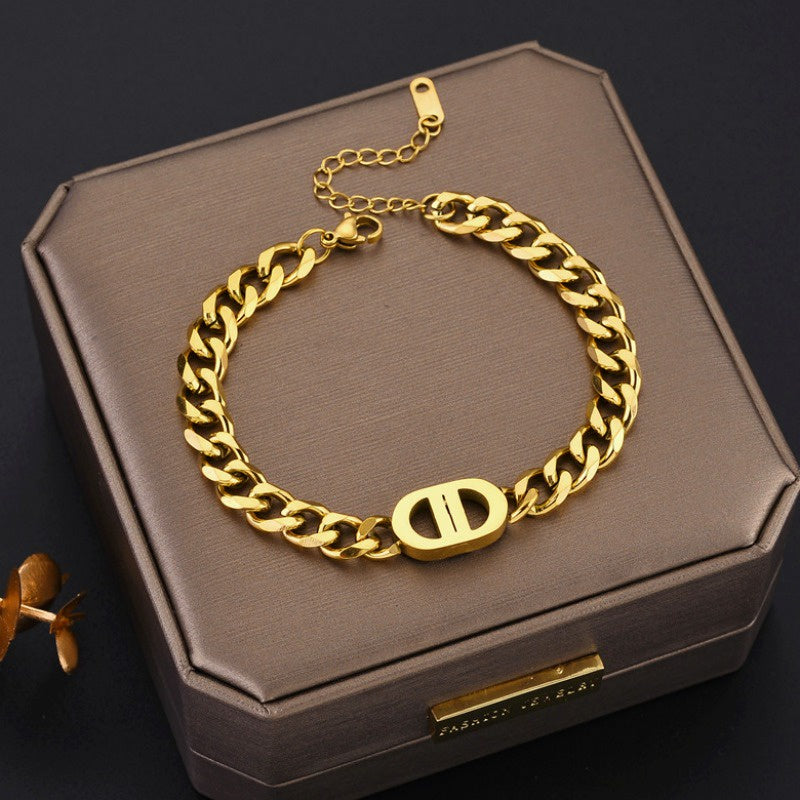 Gelang Clover Stainless Steel untuk Wanita – Anti Pudar, Warna Emas, Desain Elegan - 我的商店