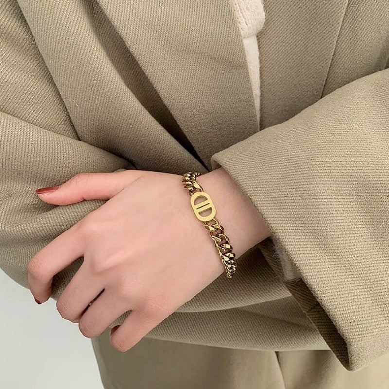 Gelang Clover Stainless Steel untuk Wanita – Anti Pudar, Warna Emas, Desain Elegan - 我的商店