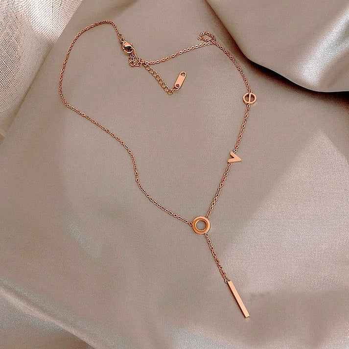 Kalung Love Letters Wanita - Liontin Huruf Romantis Stainless Steel Anti Kusam - 我的商店