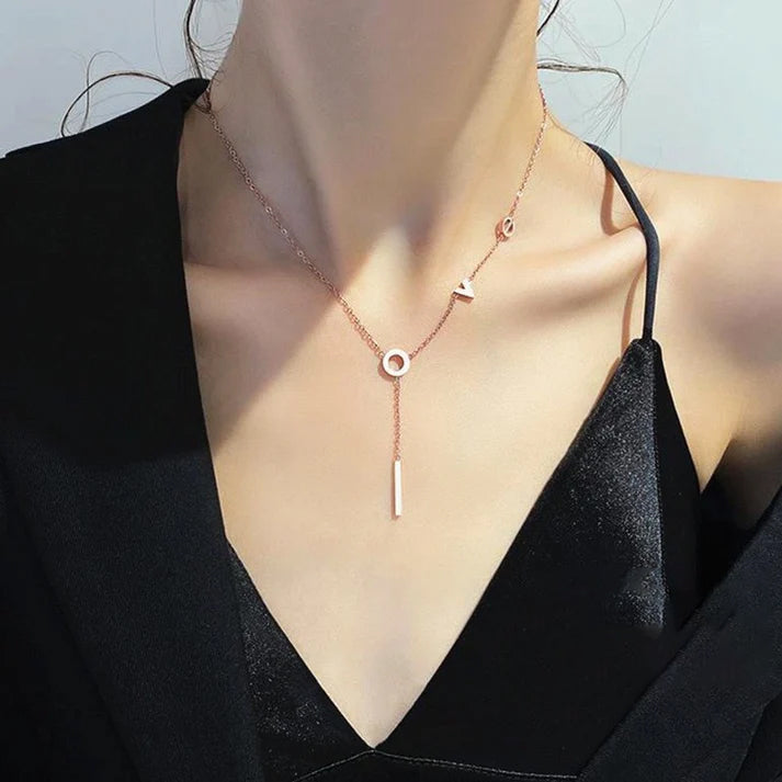 Kalung Love Letters Wanita - Liontin Huruf Romantis Stainless Steel Anti Kusam - 我的商店