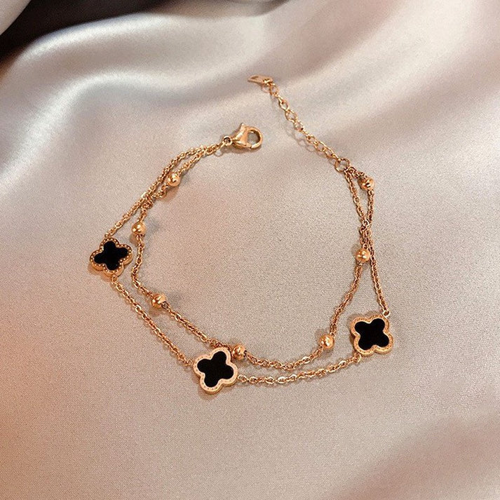 Gelang Keberuntungan Daun Semanggi untuk Wanita – Bangle Stainless Steel Vintage, Anti Karat & Fashionable - 我的商店