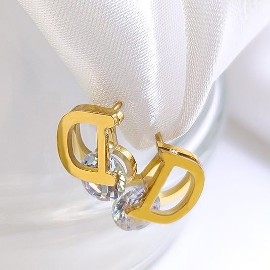 Anting Huruf D Wanita - Stainless Steel Anti Kusam, Hadiah Elegan - 我的商店
