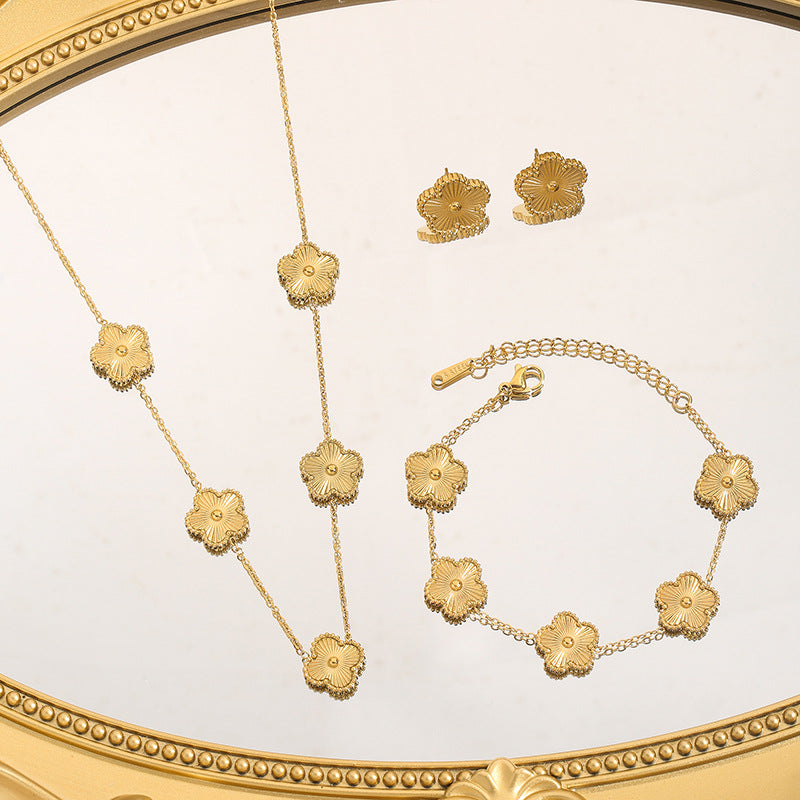 Kalung Wanita Titanium Baja Motif Empat Daun & Lima Kelopak – Set Perhiasan Fashion Elegan perhiasandirect