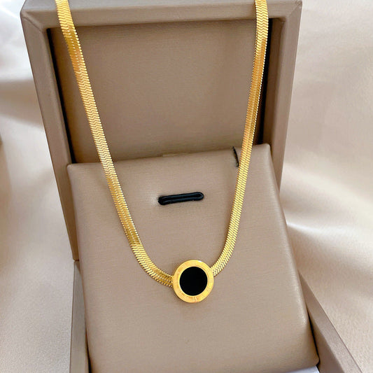 Kalung Wanita Liontin Bulat Romawi Elegan Minimalis perhiasandirect