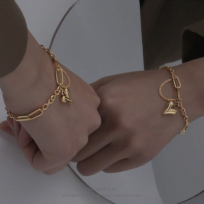 Gelang Wanita Baja Titanium Motif Hati Desain Trendi perhiasandirect
