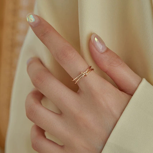 Cincin Wanita Titanium Baja Double Knot – Desain Elegan Adjustable, Gaya Trendi & Mewah perhiasandirect