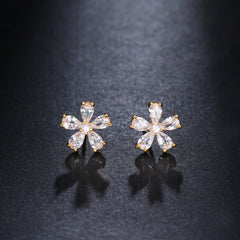 Anting Stud Bunga Kristal Gaya Korea – Elegan & Mewah dengan Nuansa Alam