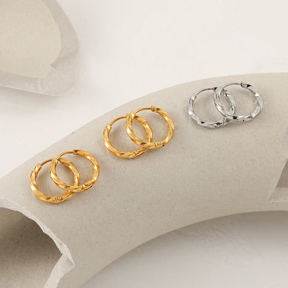 Anting Cuff Wanita Desain Korea – Model Twist Mobius, Stylish & Bahan Titanium Steel perhiasandirect