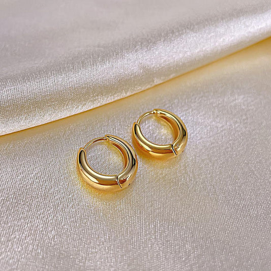 Anting Stud Wanita Stainless Steel – Desain Elegan, Trendi & Mudah Dipadukan perhiasandirect