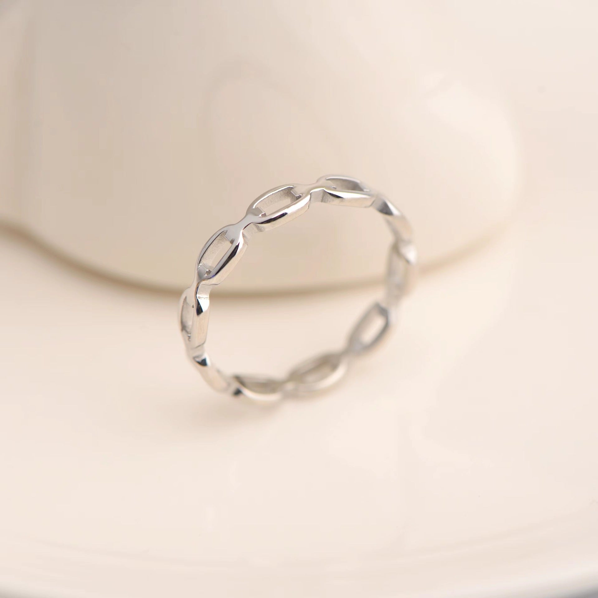 Cincin Set Wanita Model Kotak Rantai Eropa Elegan perhiasandirect