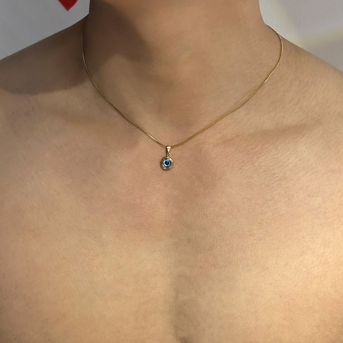 Kalung Titanium Steel Desain Angel Eye – Rantai Emas Unisex, Elegan & Trendi perhiasandirect