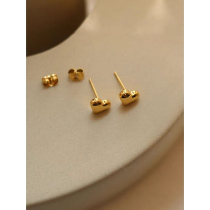 【STOK TERSEDIA】Anting Titanium Cinta Kecil untuk Wanita / Anting Cinta Korea Terbaru untuk Wanita - 我的商店