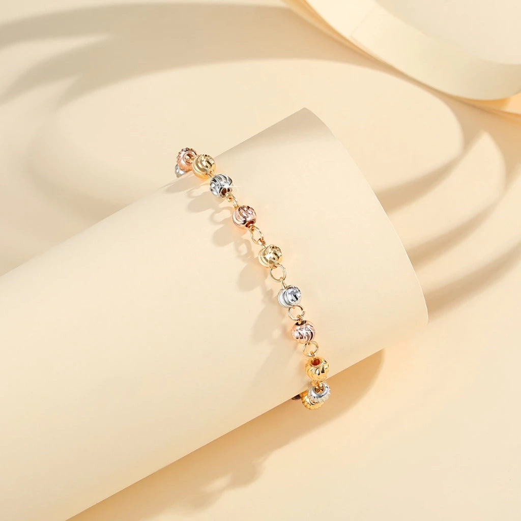 Gelang Manik Wanita Trendy – Desain Unik Tembaga Berlapis Emas | Model Beads Bentuk Pisau Lengkung, Stylish & Mudah Dipadukan perhiasandirect