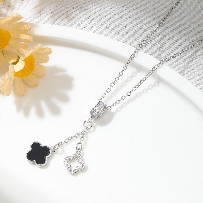 Kalung Wanita Stainless steel Baja Four-Leaf Clover – Desain Elegan dengan Rumbai, Gaya Minimalis & Modis perhiasandirect