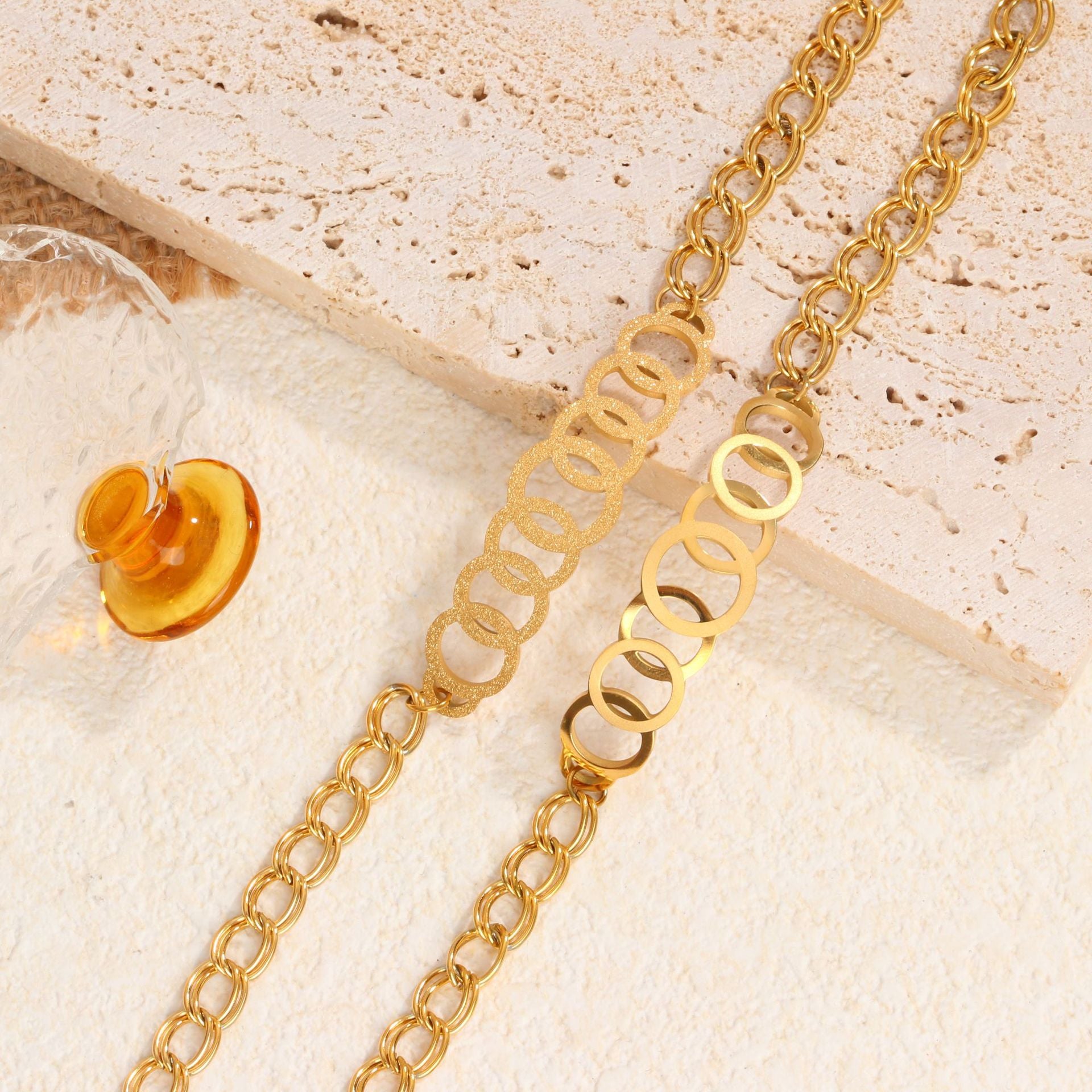 Gelang Rantai Saling Terhubung – Fashion Sederhana & Elegan, Baja Titanium Anti Pudar perhiasandirect