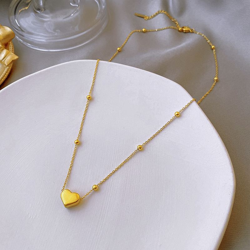 Kalung Hati Titanium 18K Emas Wanita Desain Minimalis Elegan perhiasandirect