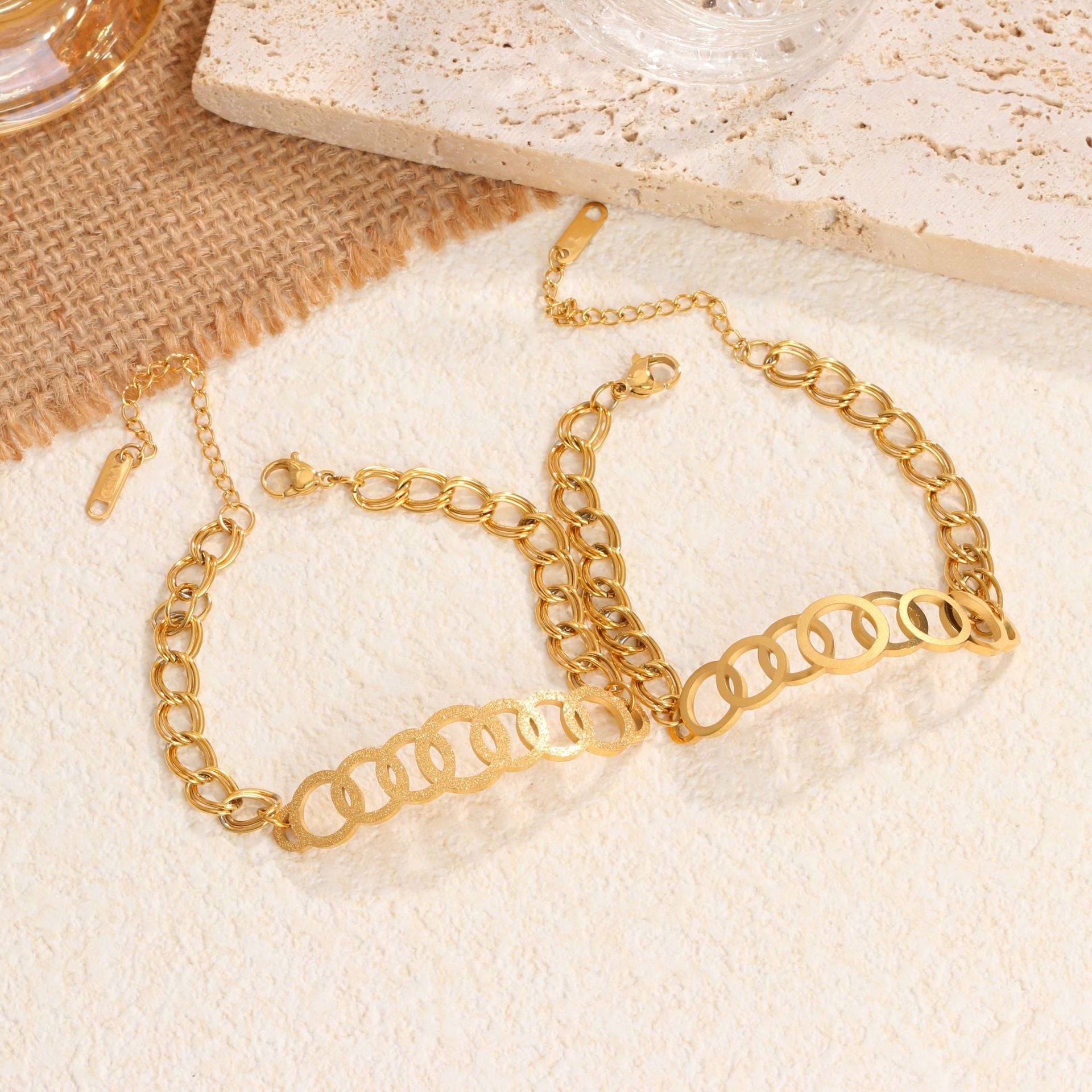 Gelang Rantai Saling Terhubung – Fashion Sederhana & Elegan, Baja Titanium Anti Pudar perhiasandirect