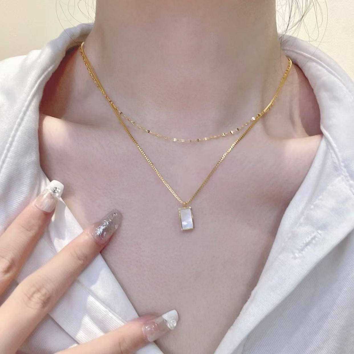 Kalung Wanita Geometris Batu Kerang Putih – Kalung Collarbone Double Layer Minimalis ala Instagram perhiasandirect