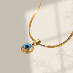 Kalung Titanium Steel Desain Angel Eye – Rantai Emas Unisex, Elegan & Trendi