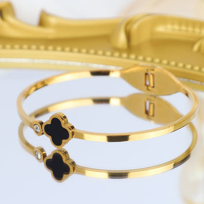 Wanita antik berkata kalung Four Leaf Clover  Liontin Berlian - Baja Tahan Karat Lapis Emas, tidak kusam, elegan dan modis! - 我的商店