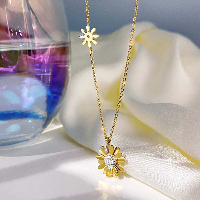 Gosir Kalung Wanita Liontin Bunga Daisy - Stainless Steel Lapis Emas, Tidak Kusam, Elegan & Trendi! - 我的商店
