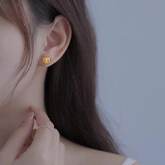 Anting 'Fu' Emas – Stainless Steel, Hypoallergenic & Fashion Elegan