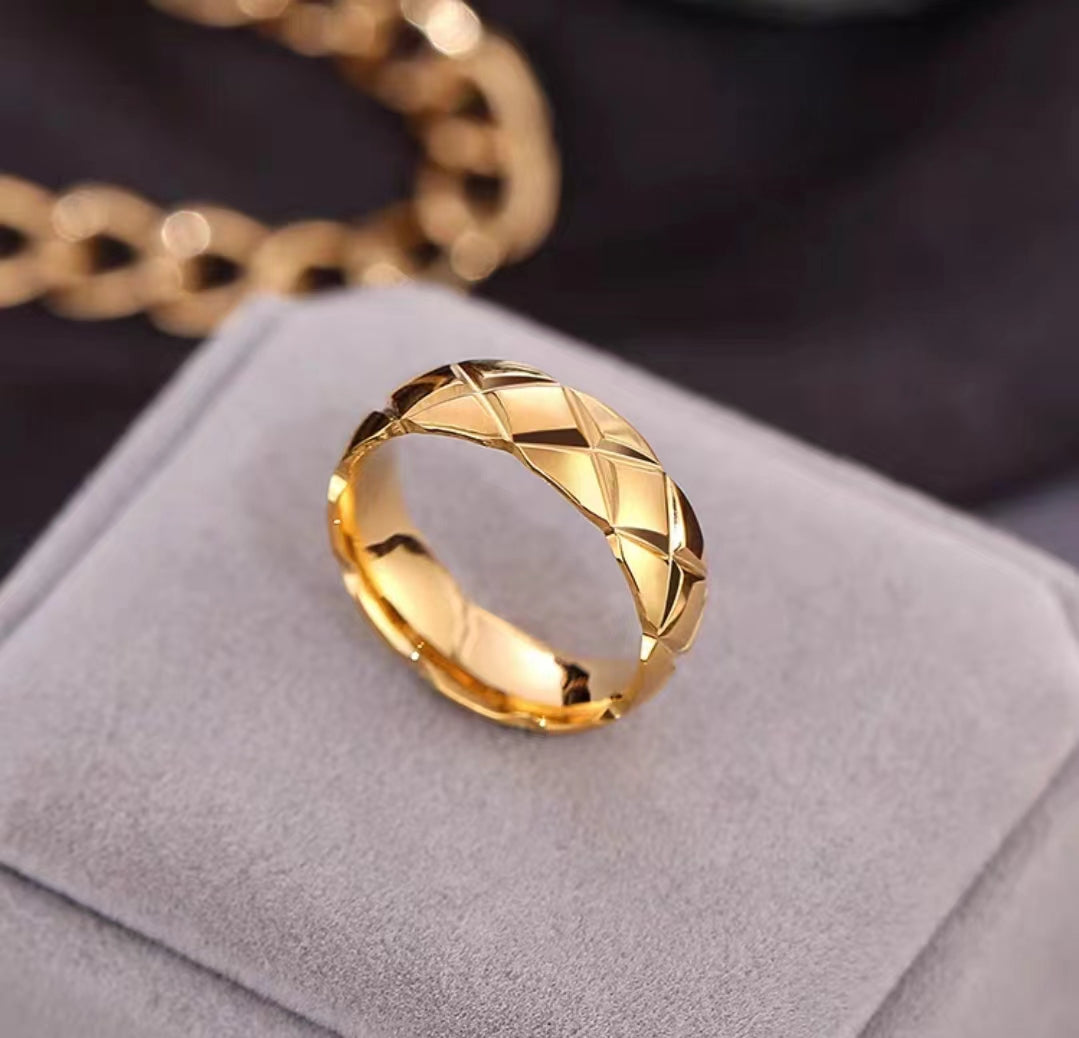 Cincin Emas Wanita - Perhiasan Stainless Steel Elegan Anti Kusam, Aksesoris Fashion Trendy, Grosir Harga Terbaik - 我的商店