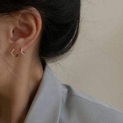Anting Hoop Mini Lapis Emas 14K dengan Zirkonia - 1 Pasang | Anting Huggie & Cartilage - 我的商店