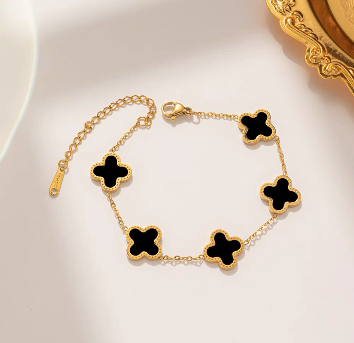 Gelang Daun Semanggi Wanita - Rantai Emas Stainless Anti Kusam, Aksesoris Perhiasan Elegan - 我的商店
