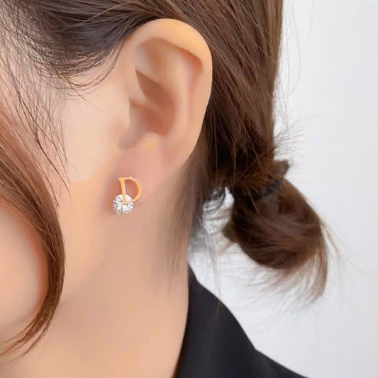 Anting Huruf D Wanita - Stainless Steel Anti Kusam, Hadiah Elegan - 我的商店