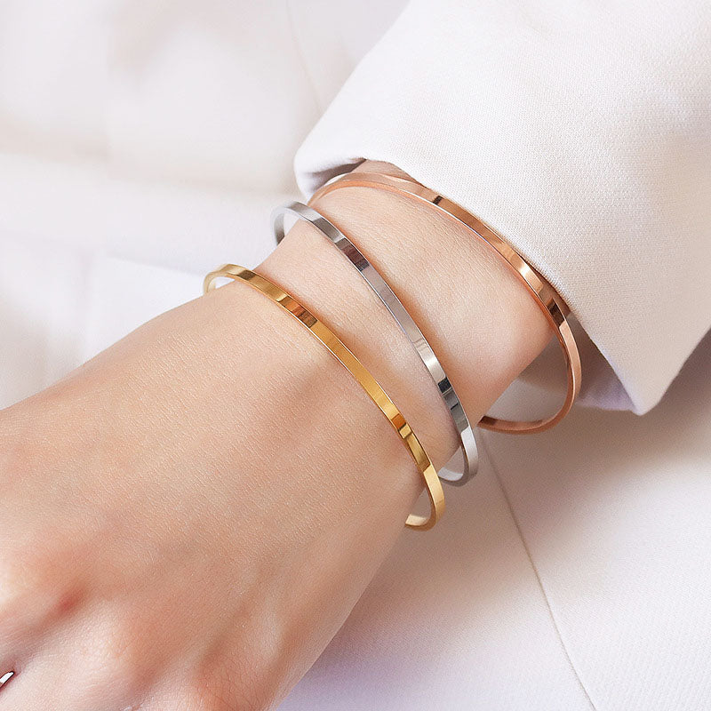 Gelang Wanita Sederhana - Stainless Steel, Elegan & Cocok untuk Hadiah Tunangan dan Ulang Tahun! - 我的商店