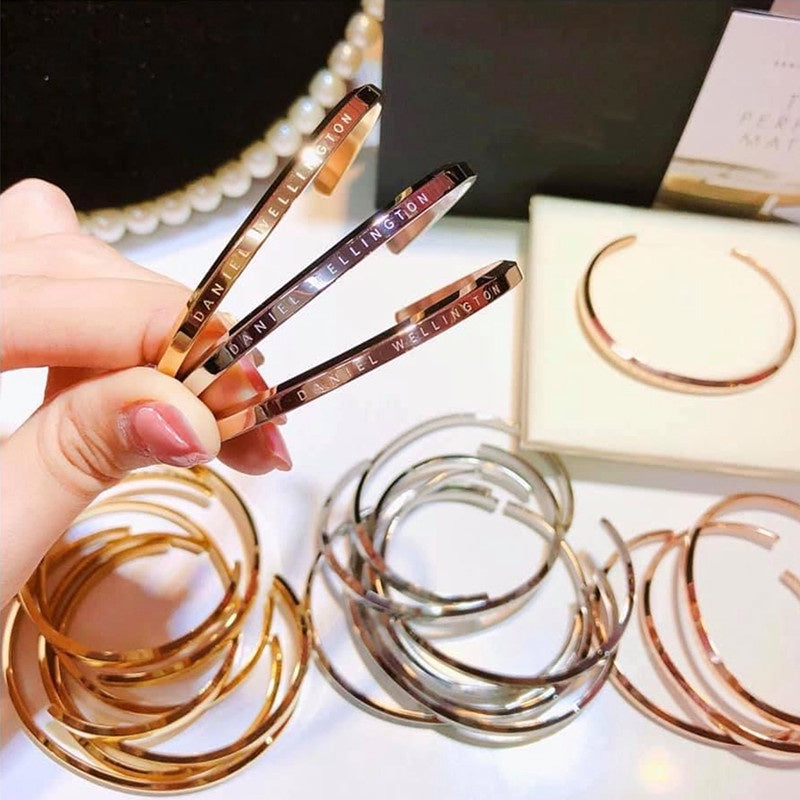DW Gelang Pasangan Vintage - Stainless Steel Lapis Emas, Tidak Kusam, Elegan & Cocok untuk Hadiah! - 我的商店