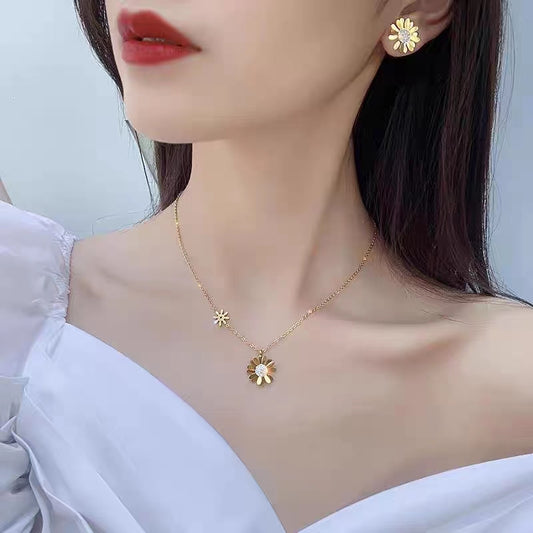Gosir Kalung Wanita Liontin Bunga Daisy - Stainless Steel Lapis Emas, Tidak Kusam, Elegan & Trendi! - 我的商店