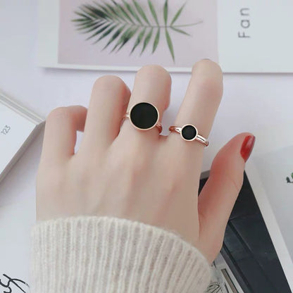 Cincin Pasangan Emas Mawar 18K - Titanium Steel Hitam Bulat, Anti Karat, Elegan & Cocok untuk Setiap Acara! - 我的商店
