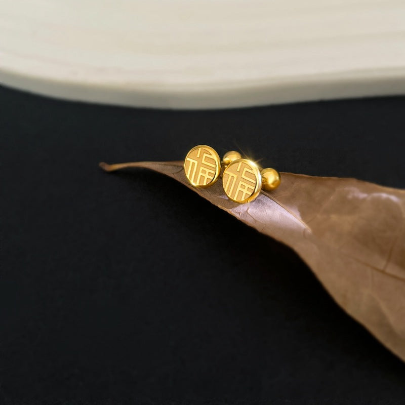 Anting 'Fu' Emas – Stainless Steel, Hypoallergenic & Fashion Elegan1