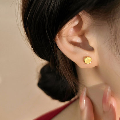 Anting 'Fu' Emas – Stainless Steel, Hypoallergenic & Fashion Elegan2