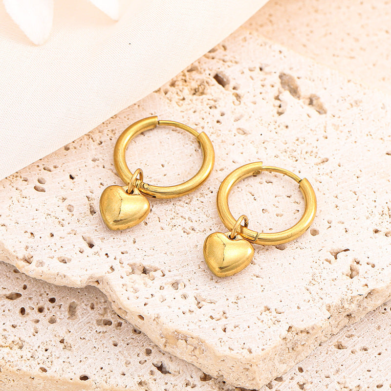 Anting Titanium Hati Persik – Tidak Memudar, Gaya Simple & Segar perhiasandirect