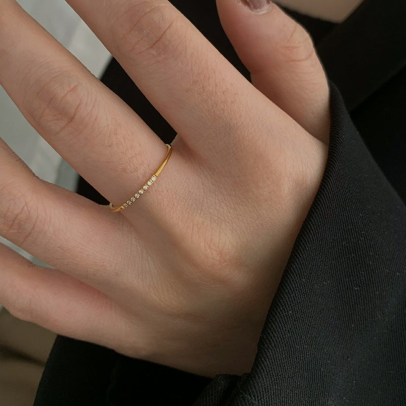 Cincin 8 Berlian Wanita - Perhiasan Emas Elegan, Aksesoris Fashion Trendy, Grosir Harga Terbaik 1