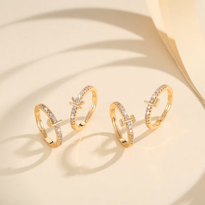 Cincin Kristal Huruf Wanita – Berlapis Emas, Bisa Disesuaikan & Elegan perhiasandirect