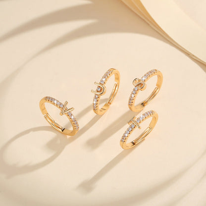 Cincin Kristal Huruf Wanita – Berlapis Emas, Bisa Disesuaikan & Elegan perhiasandirect