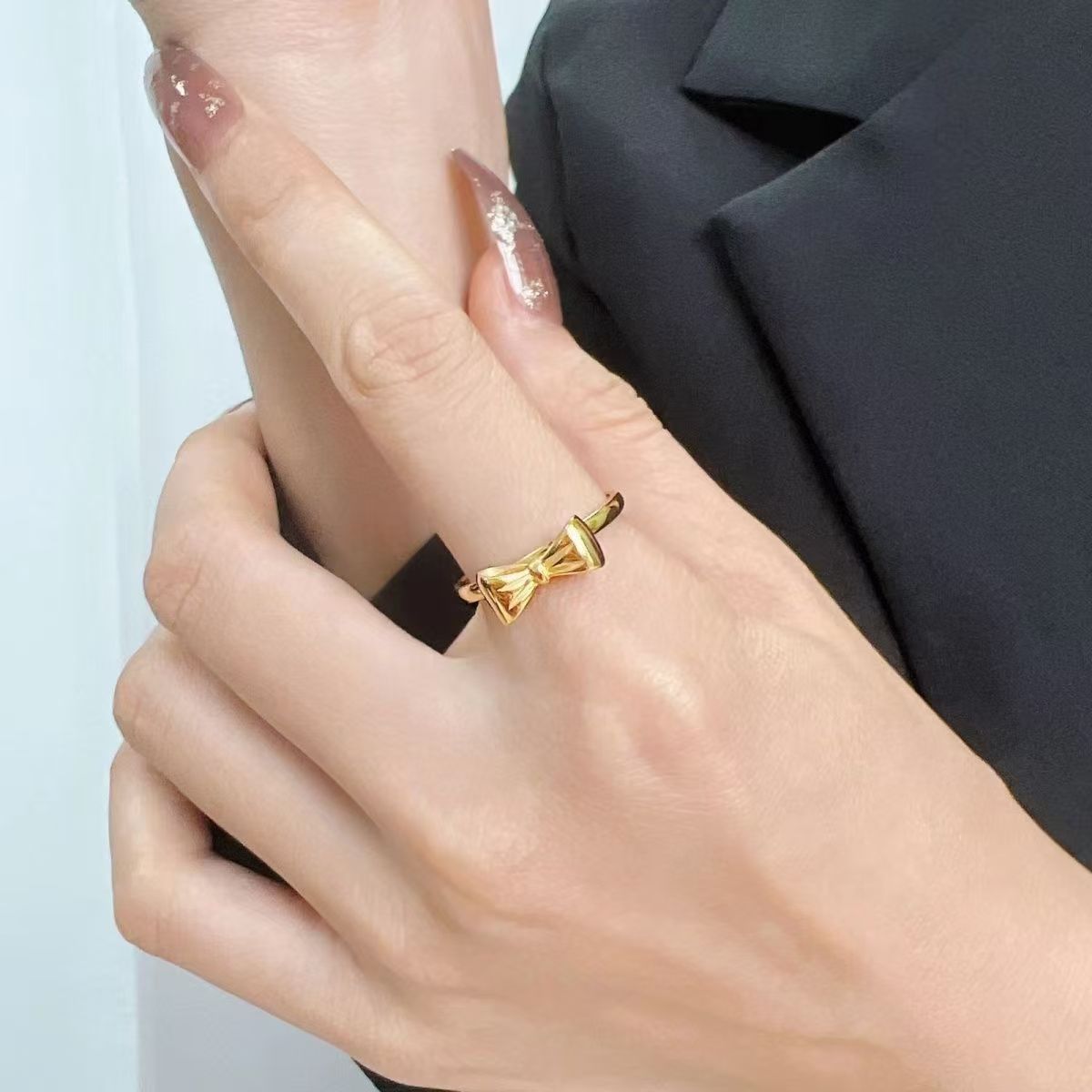 Cincin Titanium Anti Karat Busur Lucu untuk Wanita yang Cocok untuk Dipakai Sehari-hari perhiasandirect