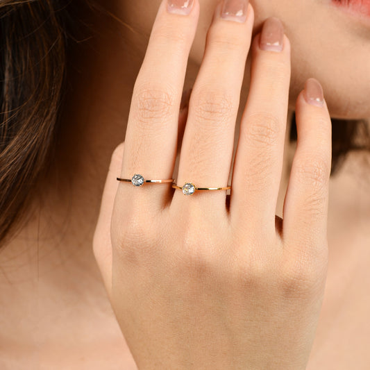 Cincin Titanium Cincin sederhana dengan berlian Wanita – Elegan, Anti Karat & Nyaman Dipakai Sehari-hari2