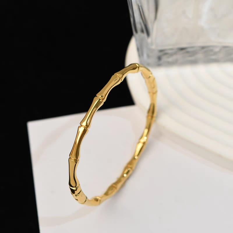 Gelang Bangle Titanium Wanita Motif Bambu – Elegan, Anti Karat, Couple Style perhiasandirect