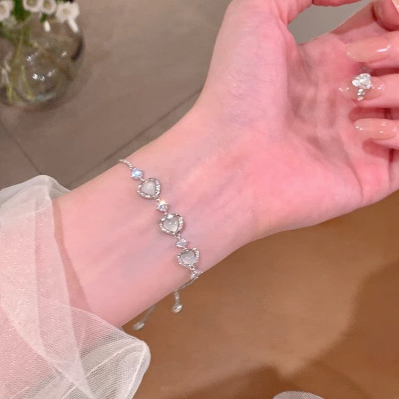 Gelang Cinta Batu Mata Kucing – Elegan & Trendy untuk Wanita perhiasandirect