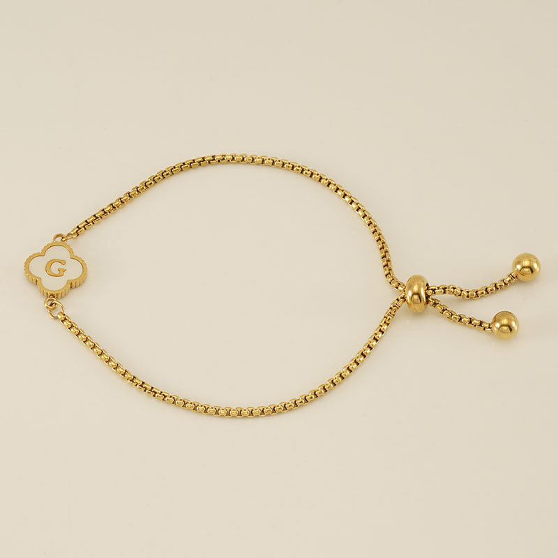 Gelang Fashion Four-Leaf Lucky Clover Huruf Inisial Nama Anda Berlapis Emas Dapat Disesuaikan - perhiasandirect